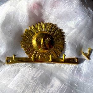 BRASS SUN WALL KEY HOLDER